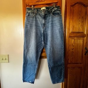 Abercrombie Mom Jeans